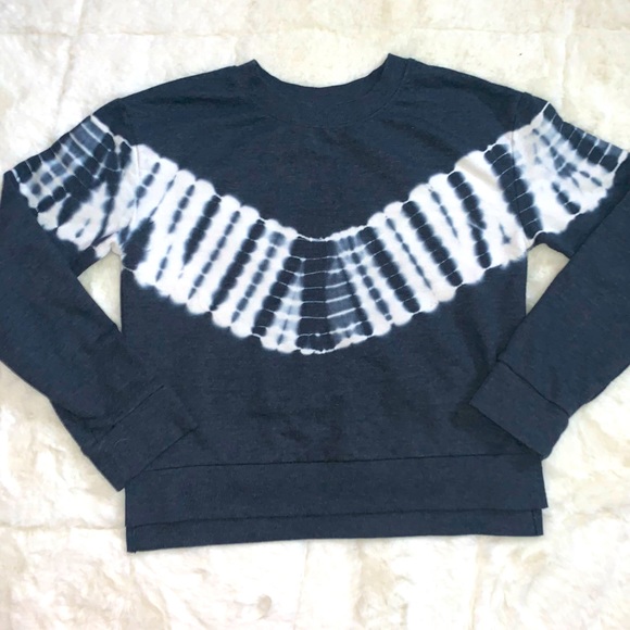 Girls - Levi’s Cropped Sweatshirt Bundle - Picture 9 of 11